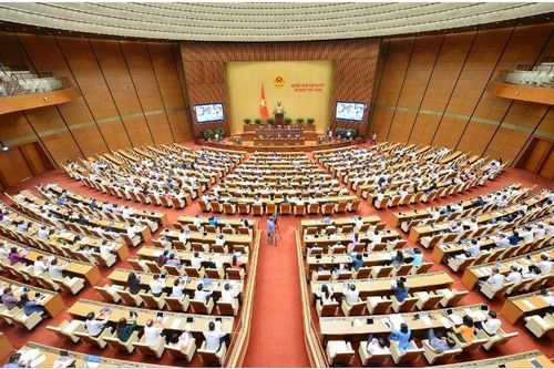 Bên lề Quốc hội: 'Thời điểm thích hợp để khoan thư sức dân'