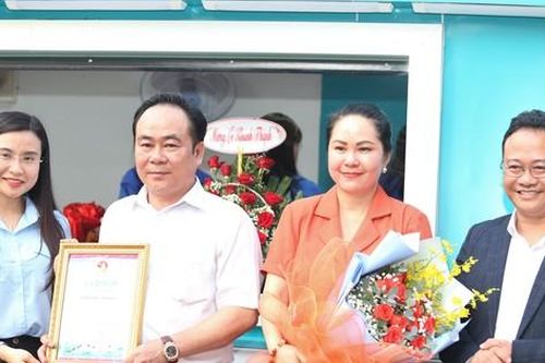 Khánh thành, đưa vào sử dụng hai nhà vệ sinh thông minh tại trung tâm TPHCM