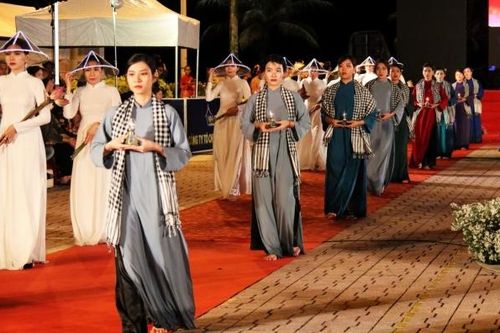 Ấn tượng lễ hội áo dài Nha Trang