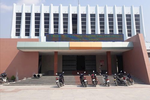 Bình Định: Giám đốc Trung tâm văn hóa đột tử khi đang phát biểu