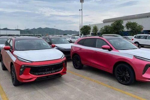 Đại lý ra sức kiếm khách, ô tô từng 'hot' tồn kho lần đầu giảm sâu 200 triệu
