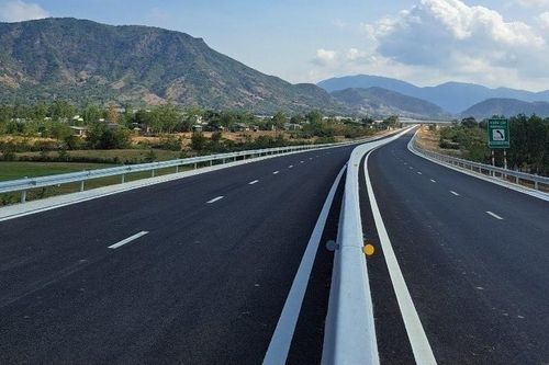 Sau gần 20 năm mới có 1.163km đường cao tốc đưa vào khai thác