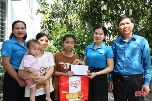 Hà Tĩnh 'chung tay giảm thiểu tổn hại trẻ em'