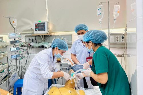 Người đàn ông nguy kich vì phát hiện muộn viêm gan B