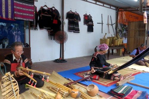 Bảo tàng Khánh Hòa trưng bày hiện vật về văn hóa các dân tộc thiểu số Nam Trung Bộ-Tây Nguyên