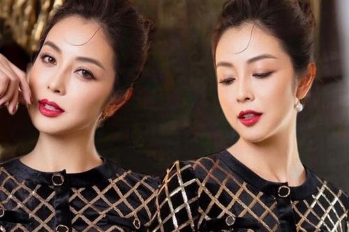 Bà mẹ 4 con Jennifer Phạm khoe vẻ đẹp 'không tuổi' đầy quý phái