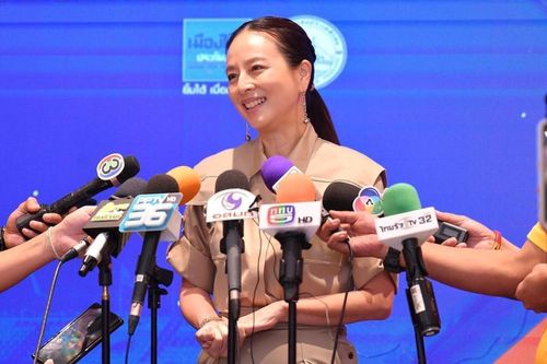 Vì tham vọng World Cup, nữ tỷ phú Madam Pang làm Chủ tịch LĐBĐ Thái Lan?