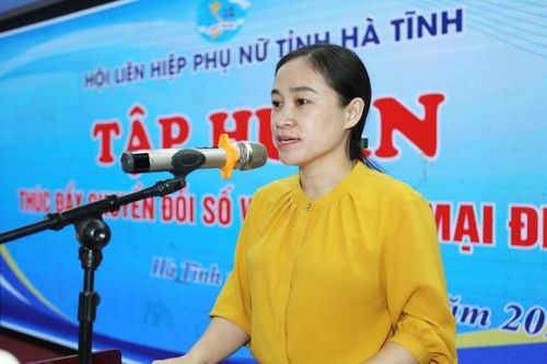 Hội LHPN Hà Tĩnh tập huấn 'Thúc đẩy chuyển đổi số và thương mại điện tử'