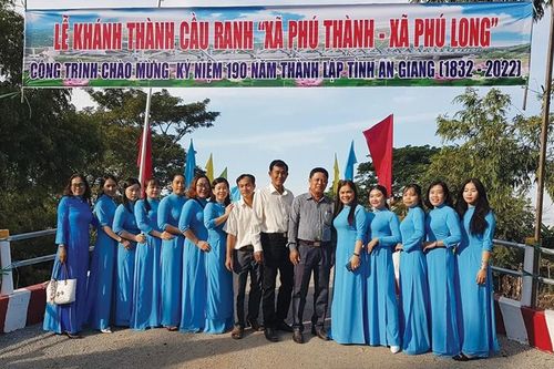 Mô hình 'ý Đảng, lòng dân' ở xã Phú Thành