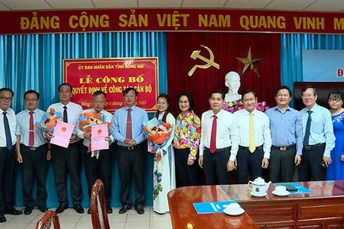 UBND tỉnh công bố quyết định về công tác cán bộ