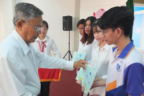 Nâng cao chất lượng khuyến học, khuyến tài và xây dựng xã hội học tập
