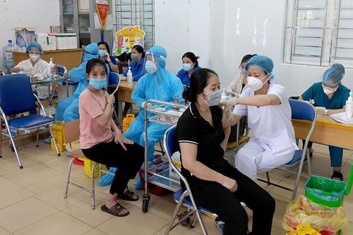 Khắc phục hạn chế, bất cập trong đào tạo và sử dụng nhân lực y tế dự phòng