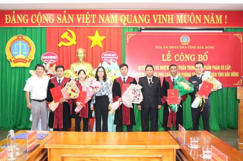 TAND hai cấp tỉnh Đắk Nông công bố các quyết định bổ nhiệm