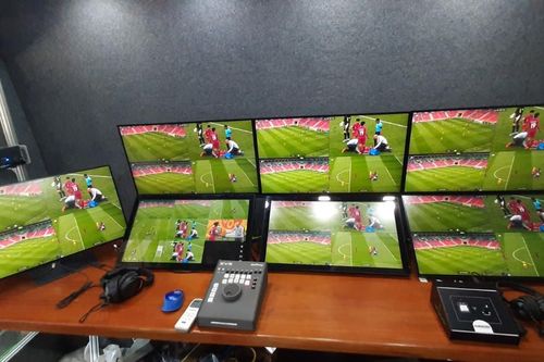 VAR có thể xuất hiện ngay tại V-League 2023