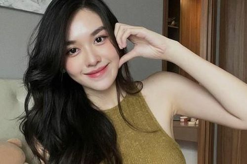 Tường San khoe mặt mộc không tỳ vết