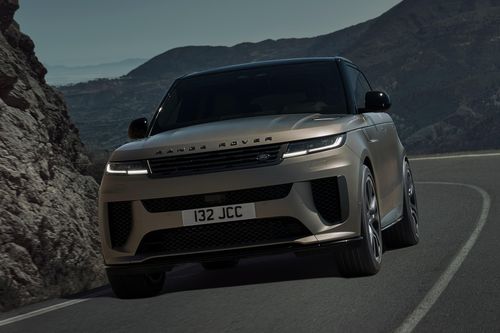 Chi tiết Range Rover Sport SV 2024 mạnh 635 mã lực