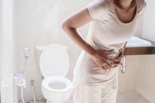 2 thói quen buổi sáng tàn phá thận mà nhiều người mắc phải