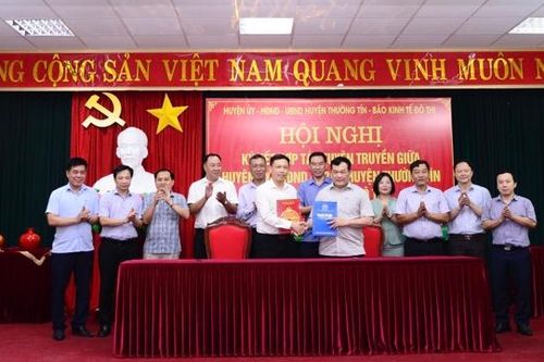 Báo Kinh tế & Đô thị ký kết chương trình phối hợp với huyện Thường Tín