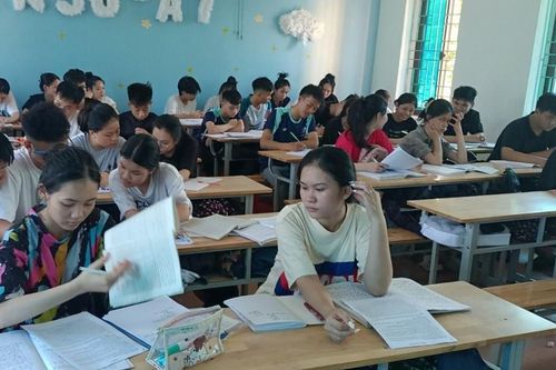 Ổn định tâm lí cho học sinh trước kỳ thi tốt nghiệp THPT