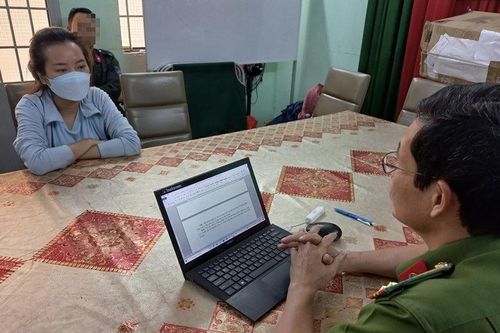 Tạm giữ 5 bác sĩ liên quan đến đường dây mua bán giấy tờ để trục lợi bảo hiểm
