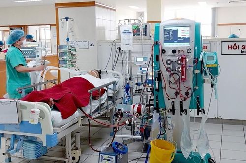 Kỳ tích cứu người đàn ông 33 tuổi bị sốc nhiễm khuẩn nặng