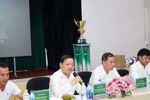 Cần Thơ tổ chức giải bóng đá mừng 20 năm thành lập thành phố
