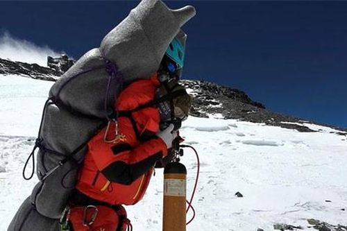 Cuộc giải cứu kỳ tích đưa nhà leo núi thoát 'lưỡi hái tử thần' trên đỉnh Everest