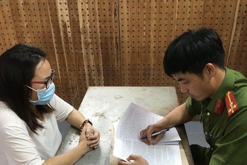 Bác sĩ dùng bằng giả bị đề nghị truy tố