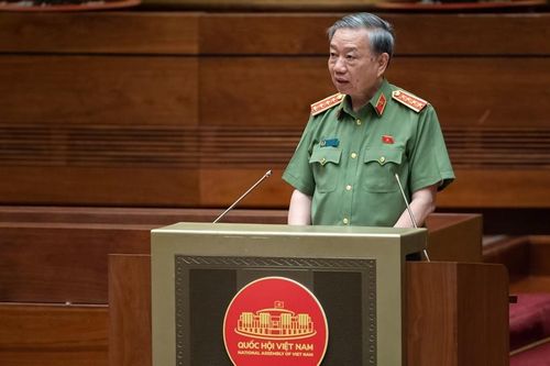 Cần bảo đảm bình đẳng giới trong các quy định của dự án Luật sửa đổi, bổ sung Luật CAND