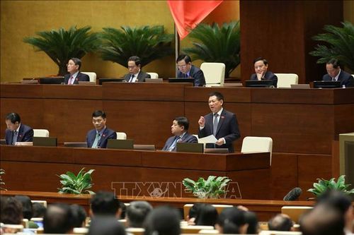 Làm rõ hơn những thách thức và triển vọng để định hướng điều hành