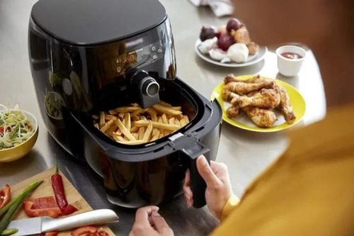 Mẹo rửa nồi chiên không dầu chẳng cần kỳ cọ mà vẫn sạch