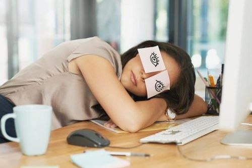 Ngủ trưa có nhiều tác dụng cực tốt cho sức khỏe mà bạn nên biết