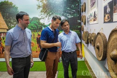 Triển lãm văn hóa các dân tộc thiểu số Nam Trung bộ và Tây Nguyên