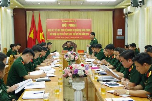 Quân khu 5 kiểm tra thực hiện nhiệm vụ quốc phòng, quân sự địa phương tại Khánh Hòa