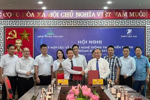 VNPT và UBND huyện Văn Bàn ký kết thỏa thuận hợp tác về chuyển đổi số