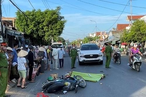 Cụ bà và con gái gặp nạn trên đường đi chợ