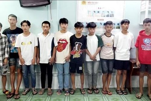 Ngăn chặn kịp thời hai nhóm dùng hung khí nguy hiểm hẹn nhau hỗn chiến
