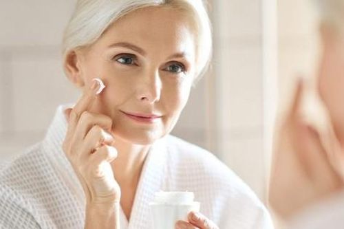 Bí quyết để phụ nữ trung niên có làn da đẹp