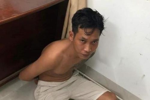 Vây bắt nam thanh niên mang lệnh truy nã lúc nửa đêm