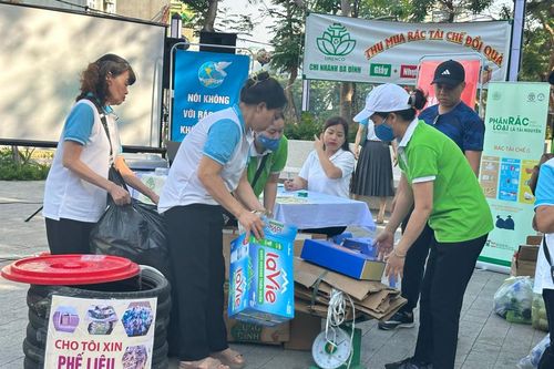 Phụ nữ quận Ba Đình phát động Tháng hành động vì môi trường