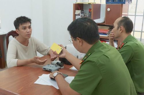 Bắt đối tượng lừa đảo chiếm đoạt tài sản trên không gian mạng