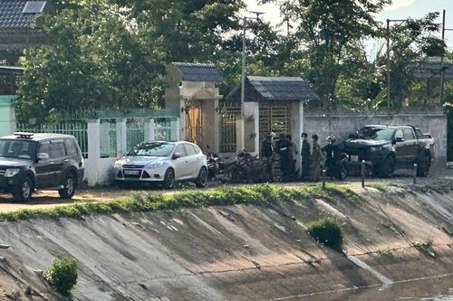 Khám xét nhà trùm giang hồ 'Thảo Lụi' ở TP Phan Thiết