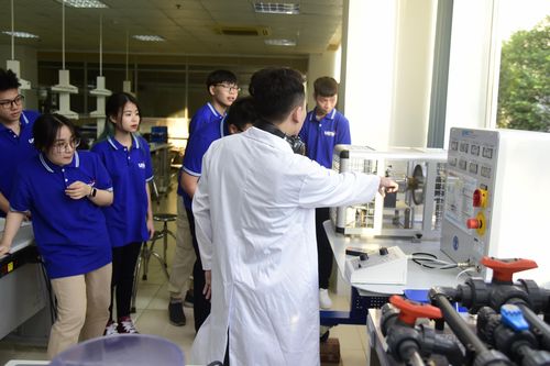 Dự thảo Chuẩn cơ sở giáo dục đại học theo hướng giao quyền tự chủ