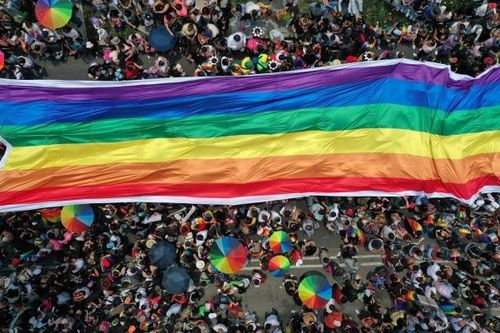 Khảo sát: Khoảng 9% người trưởng thành ở 30 quốc gia là LGBTQ