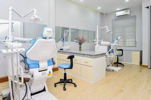 Kiểm tra 3 cơ sở hành nghề y quảng cáo không phép tại Hà Nội
