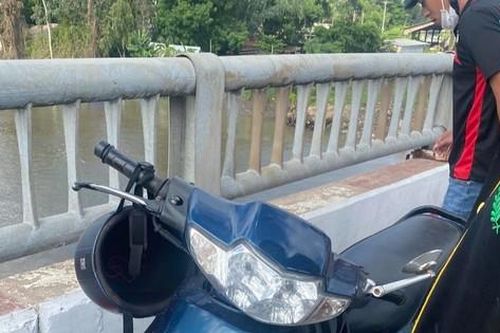 Nam thanh niên bỏ xe máy trên cầu Bến Lức, nhảy xuống sông mất tích