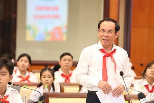Chăm lo trẻ em bằng cả trái tim và hành động tốt nhất