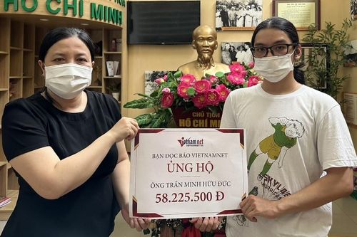 Trao hơn 58 triệu đồng đến ông Trần Minh Hữu Đức