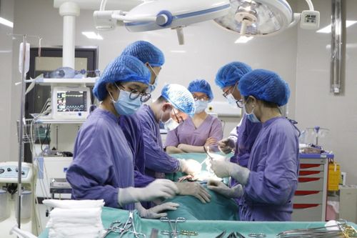 Phát hiện ung thư đại tràng từ dấu hiệu nhiều người mắc nhưng dễ bỏ qua
