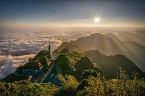 Chinh phục Fansipan, 'đỉnh Everest' của Đông Dương